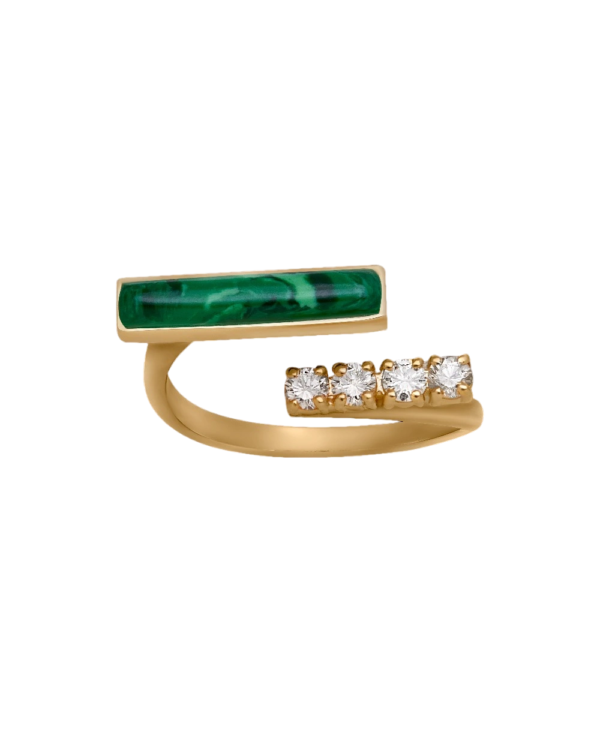 DI VERDE Ring no 4 Yellow Gold, set with 4 brilliant cut natural diamonds and 1 natural cut of malachite stones.