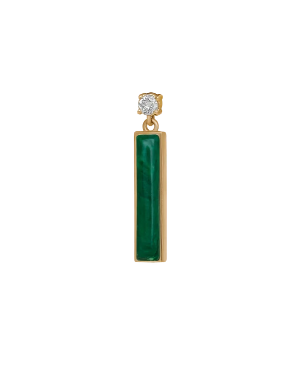 DI VERDE Short green piece earring Yellow Gold, set with 1 brilliant cut natural diamonds, and 1 natural cut malachite stone.